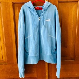 PUMA brand zip up hoodie sweatshirt with logo 🐆